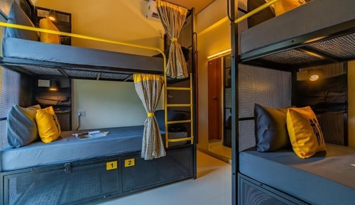 Bed in 4 Bed Mixed Dormitory with Balcony