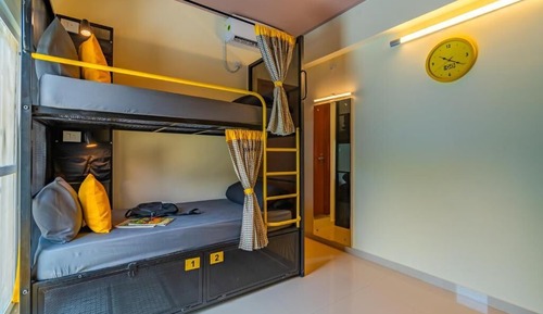 Bed in 4 Bed Female Dormitory with Balcony