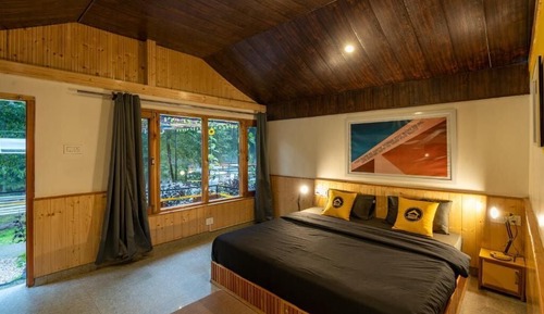 Deluxe Cottage