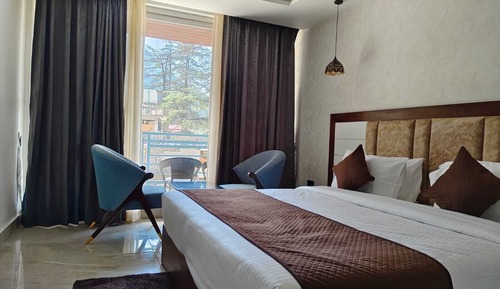 Deluxe Room, Balcony, Mountain View