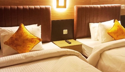 Deluxe Twin Room