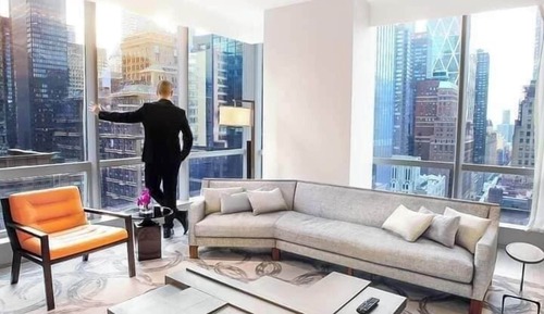 Premium Suite
