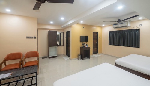 Family Quadruple Room, City View