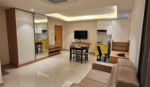 Deluxe Studio Suite