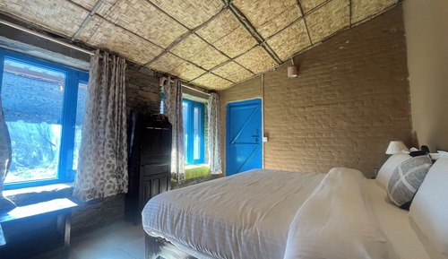 Forest View Room