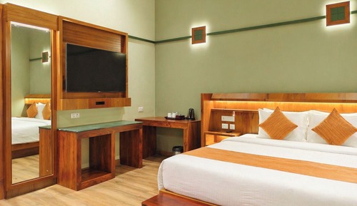Private Pool Villa - Forest Ambience, Rain Shower, Plunge Pool, King Bed