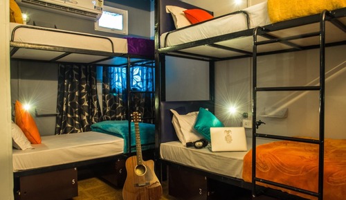 6 Bed Mixed Dorm