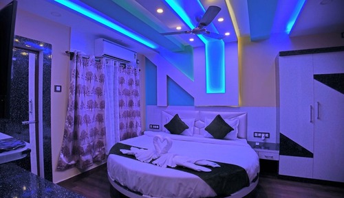 Couple Room