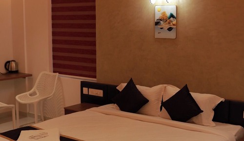 Deluxe Double Room, Garden View