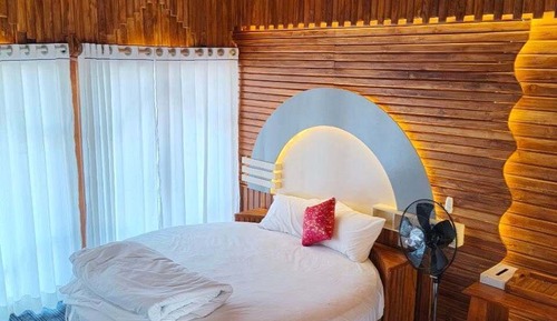 Premium Double Room, Balcony, Mountain View