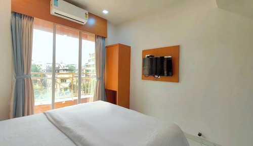 Classic Double Room, Balcony, City View