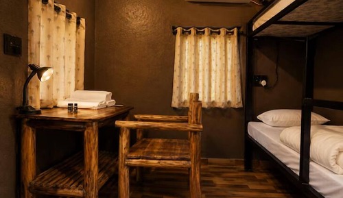 Executive Shared Dormitory
