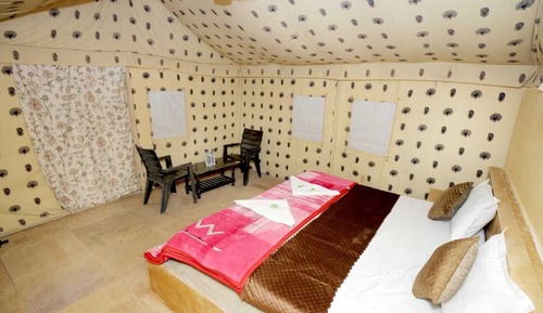 Deluxe Tent