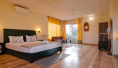 Comfort Studio, Balcony, Garden View