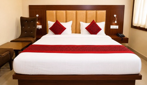 Deluxe Room with King Bed