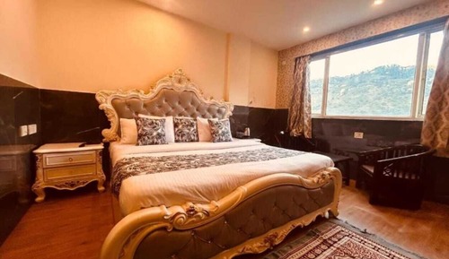Luxury Room