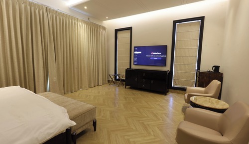 Luxury Room