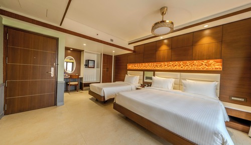 Family Triple Room, City View