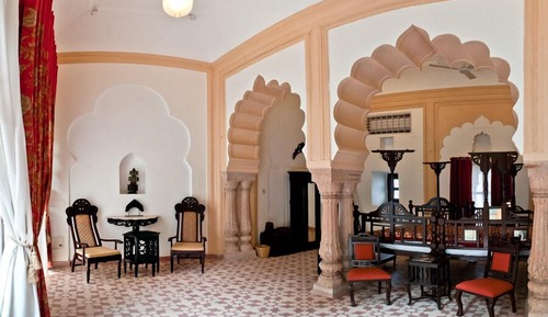 Heritage Royal