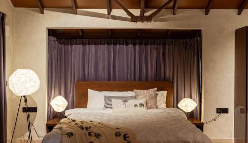 Double Room with Balcony (3 Adults)