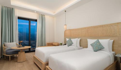 Twin Room with Lake View