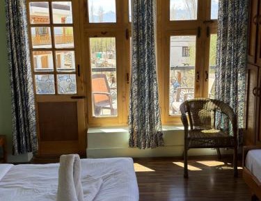 Triple Room with Balcony