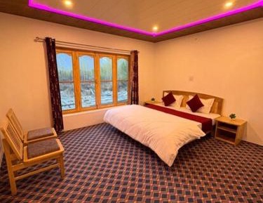 Double Room with Mountain View