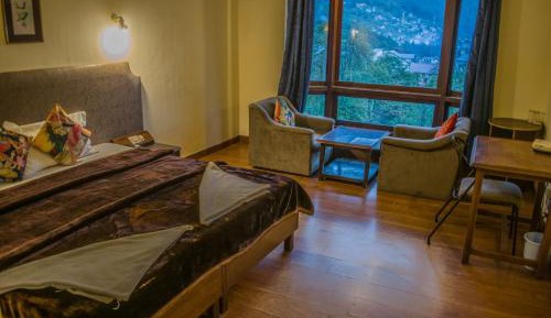 Double Room with Mountain View