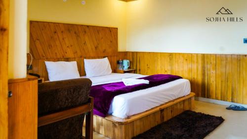 King Room with Mountain View
