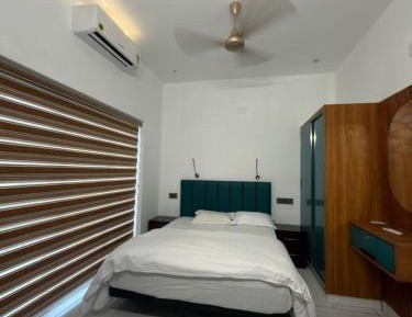 Deluxe Double or Twin Room with Balcony