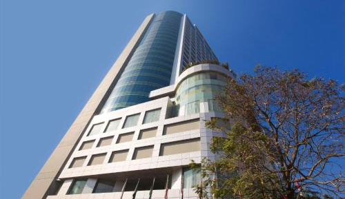 Deluxe Room, Guest room, 1 King, City view, Poolside