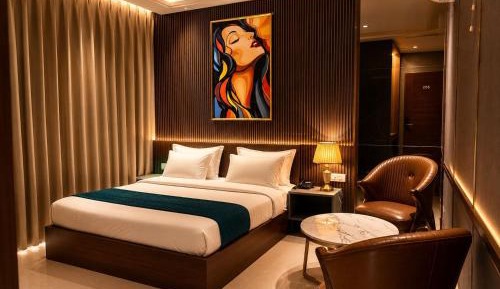 Standard King Room