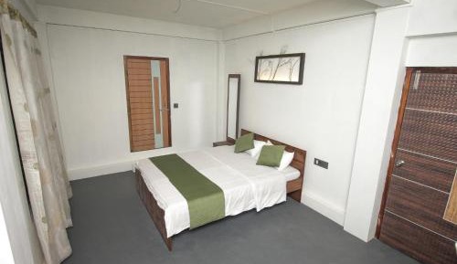 Triple Room with Private Bathroom