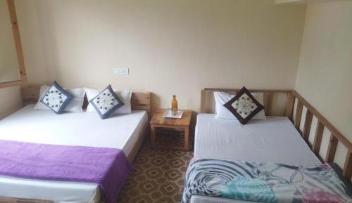 Economy Triple Room