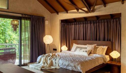 King Room with Garden View