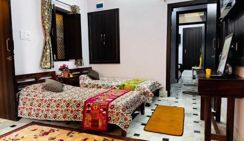 Double Room with Private Bathroom
