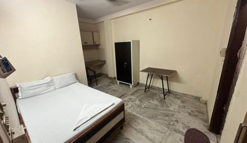 Twin Room with Private Bathroom