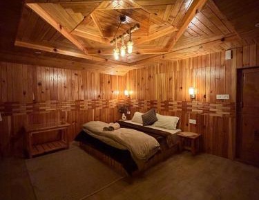 Double Room with Mountain View
