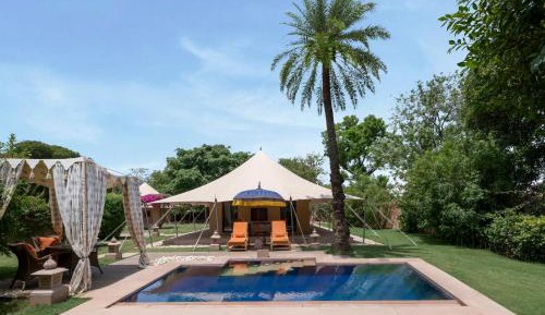 Royal Tent With Private Patio, Garden And Two Way Airport Transfers