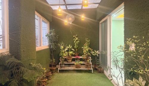 Two-Bedroom Deluxe Apartment with Garden View