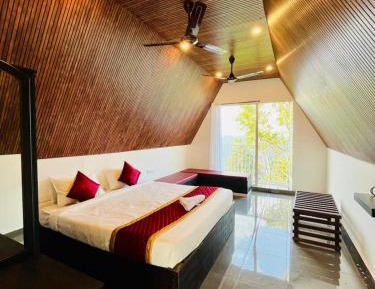 King Room with Mountain View
