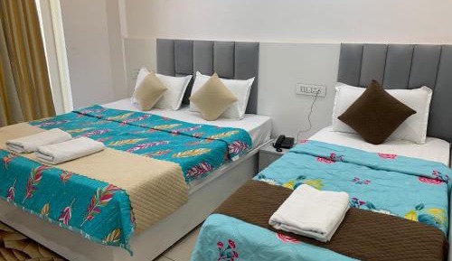 Twin Room with Balcony