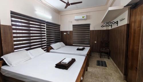 Classic Quadruple Room