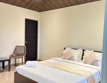 Double Room with Mountain View