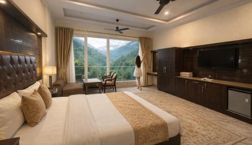 King Room with Mountain View