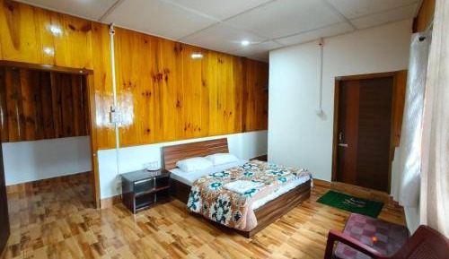 Double Room with Private Bathroom