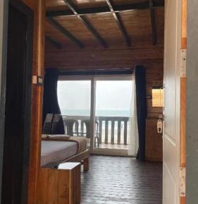 Deluxe Double Room with Balcony and Sea View