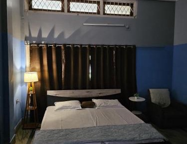 Triple Room with Private Bathroom
