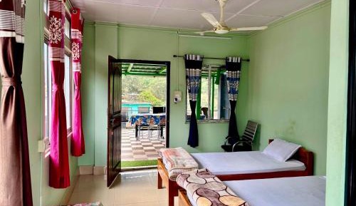 Triple Room with City View