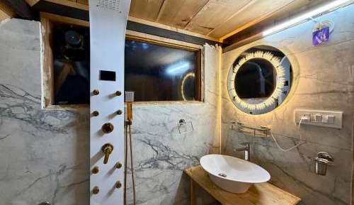 One-Bedroom Villa